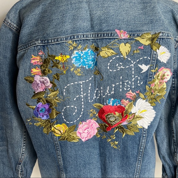 Madewell The Oversized Jean Jacket in Capstone Wash Blue - Picture 10 of 16